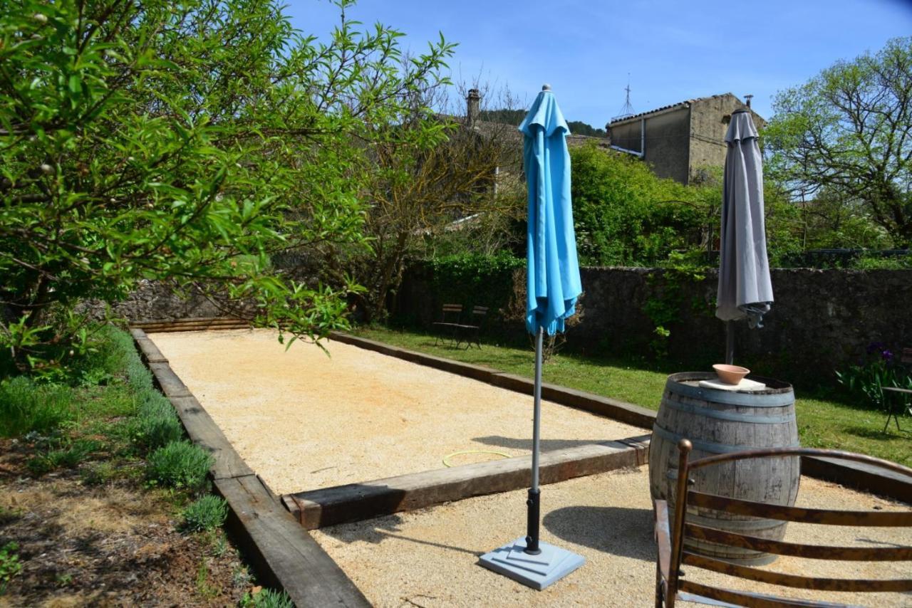 Au Grand Bonheur Bed & Breakfast Besseges Exterior photo